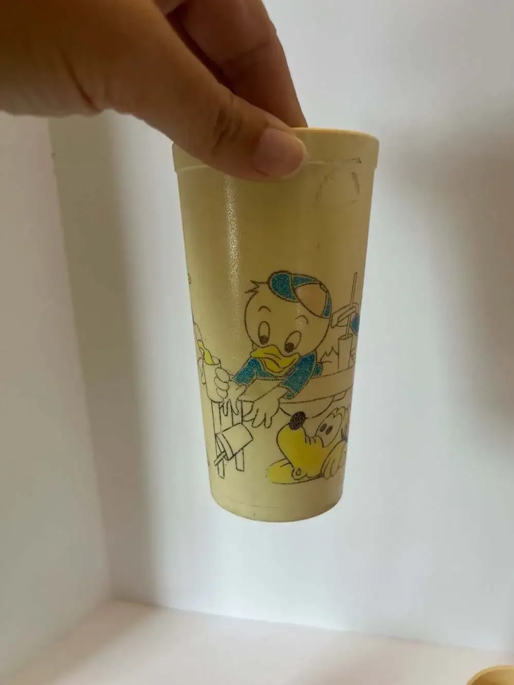 Vintage Walt Disney Productions Eagle Plastic Character Tumblers Cups Lot of 4
